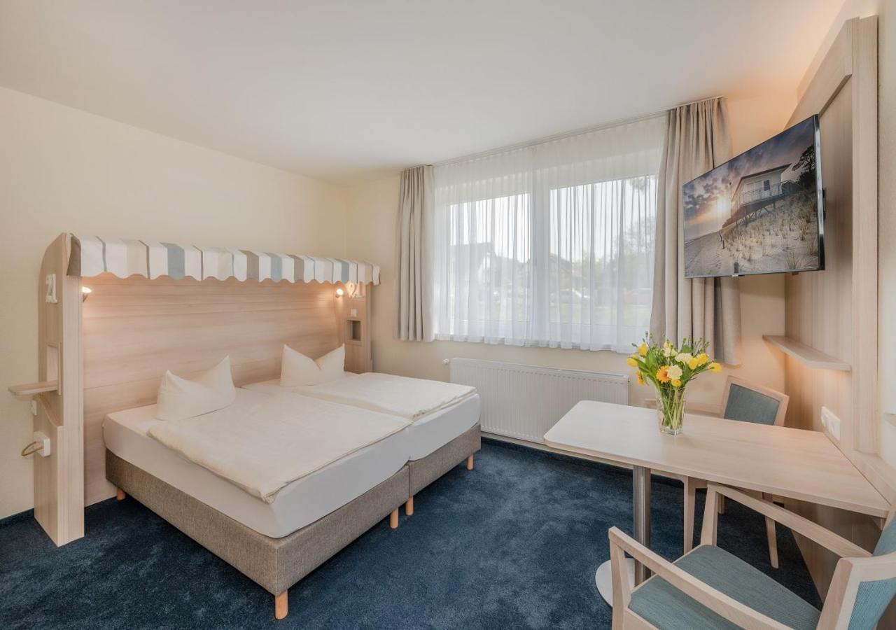 Haus Schwalbe Mit Vineta Komfort Haeusern Zempin Esterno foto