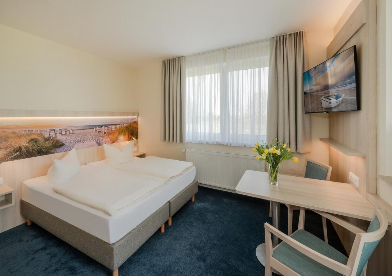 Haus Schwalbe Mit Vineta Komfort Haeusern Zempin Esterno foto